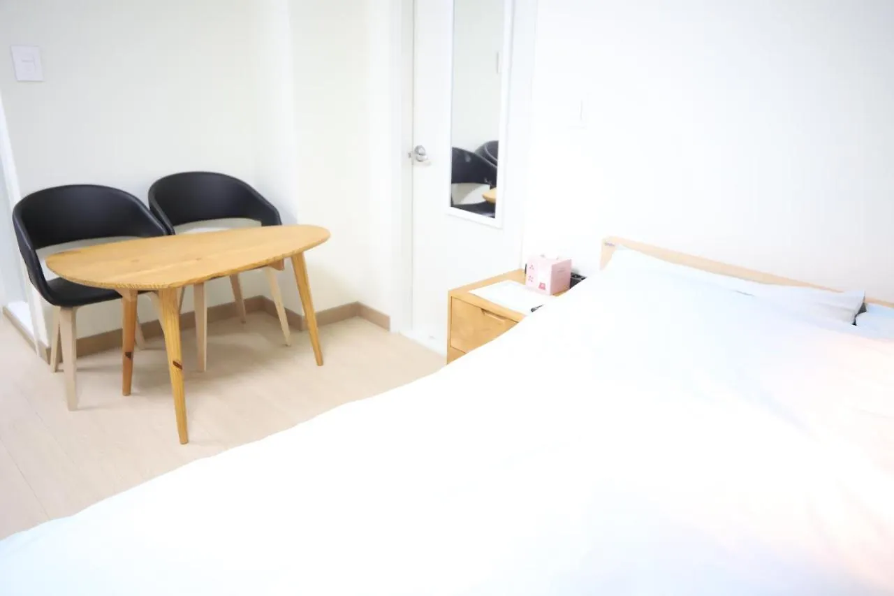 Suite Seoul Apartment